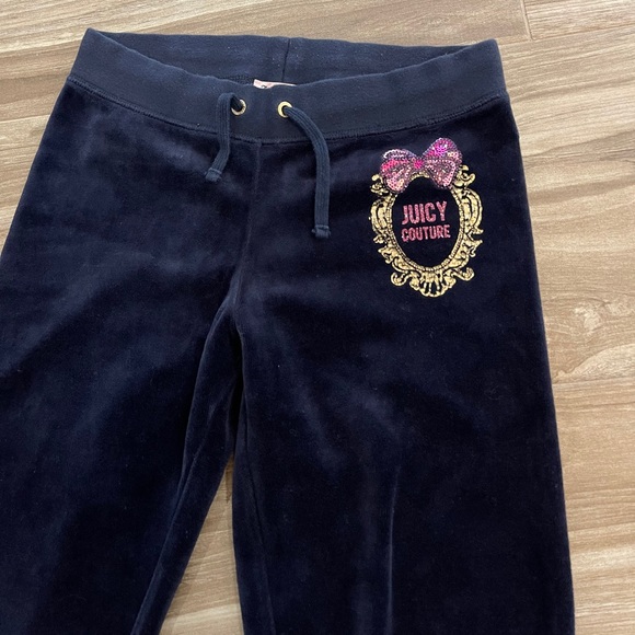 Juicy Couture Other - Juicy Couture Girls velour joggers. New no tags